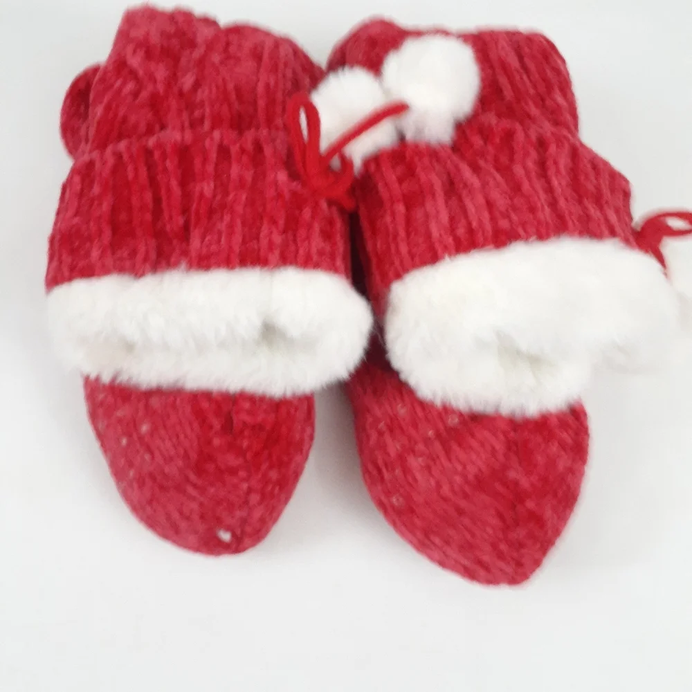 Joy Winter Ladies Slipper Socks With Gripper, Red, Size 4-10 Shoes